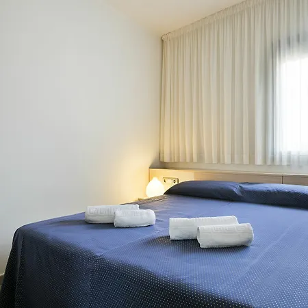 Castellmar Apartment *